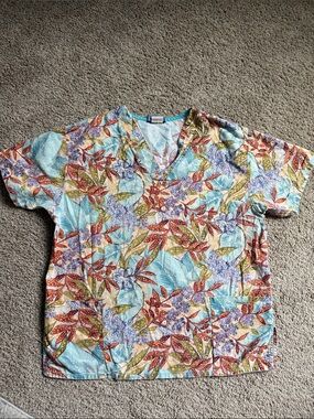 Scrub Top with florals